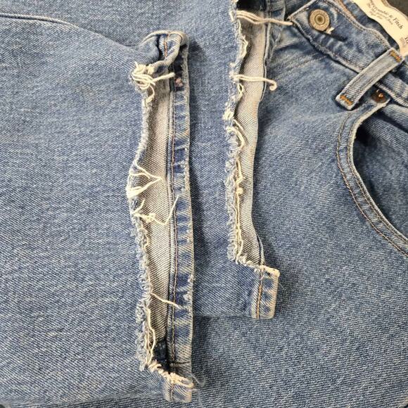 Abercrombie & Fitch The '90s Relaxed Jean - Size 30/10L - Picture 4 of 4
